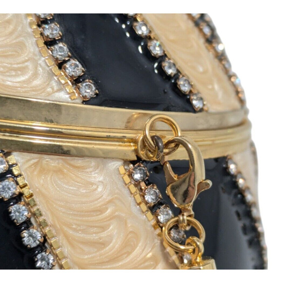 Vivian Alexander Black Gold Striped Enamel Crystal Bead Rhea Duchess II Egg Bag - Picture 14 of 16